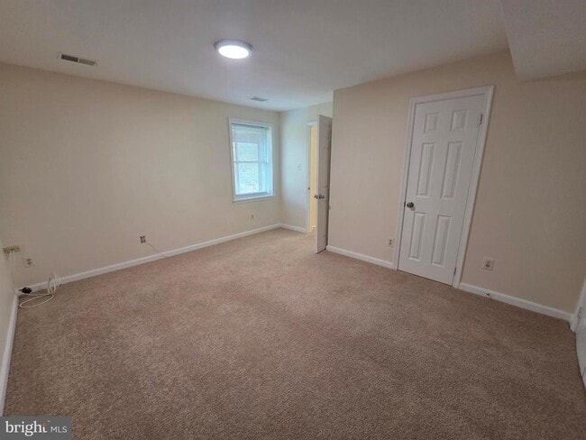 Building Photo - 2220 Cedar Mill Ct