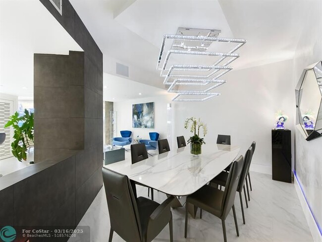 Building Photo - 1460 S Ocean Blvd