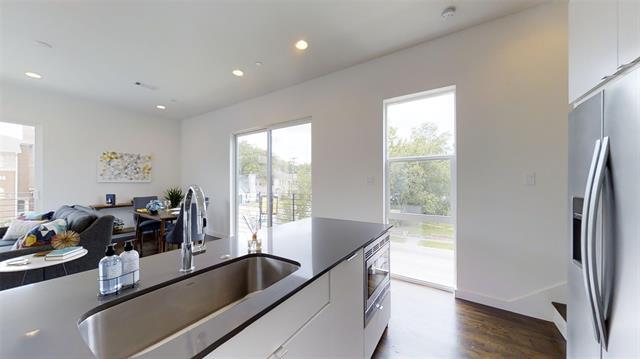Building Photo - 4905 Live Oak St