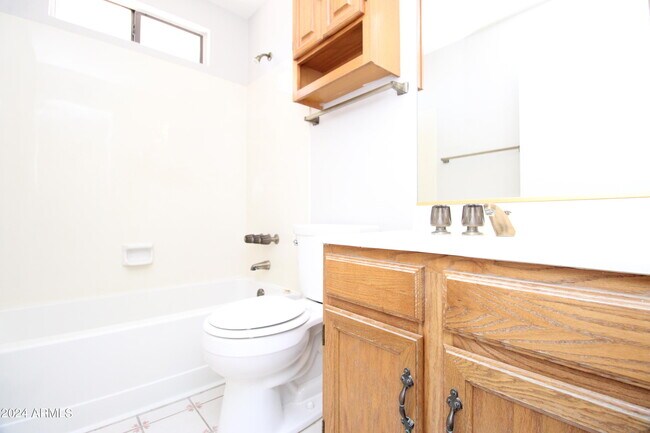 Building Photo - 3832 E Shomi St