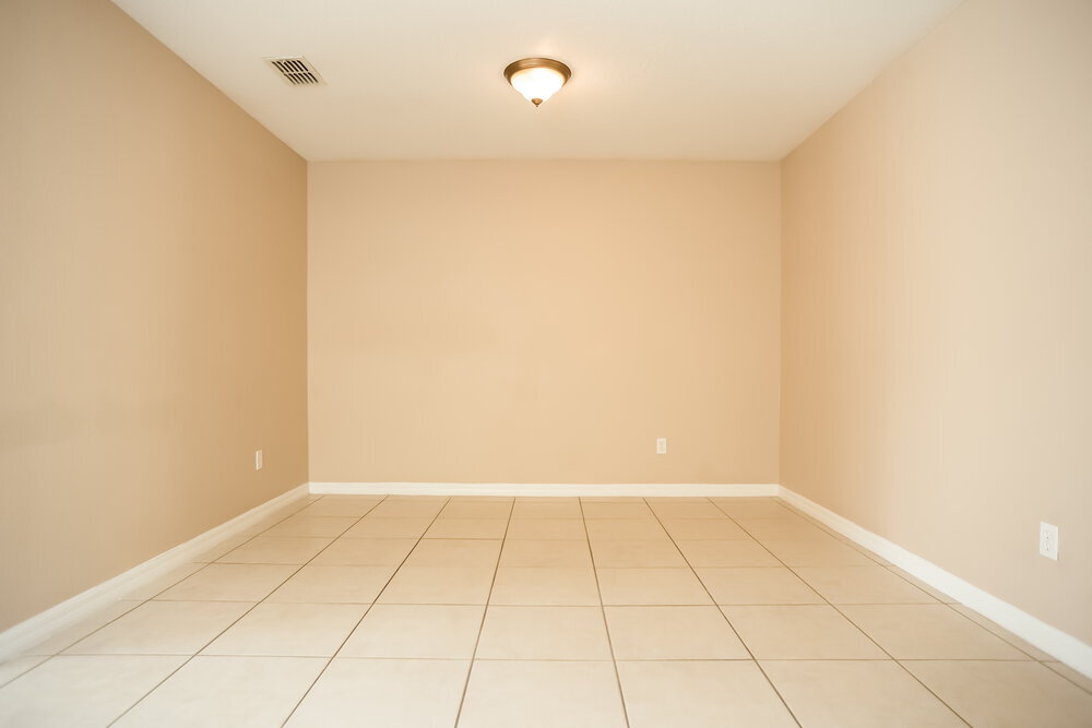 Building Photo - 12652 Somerset Oaks St