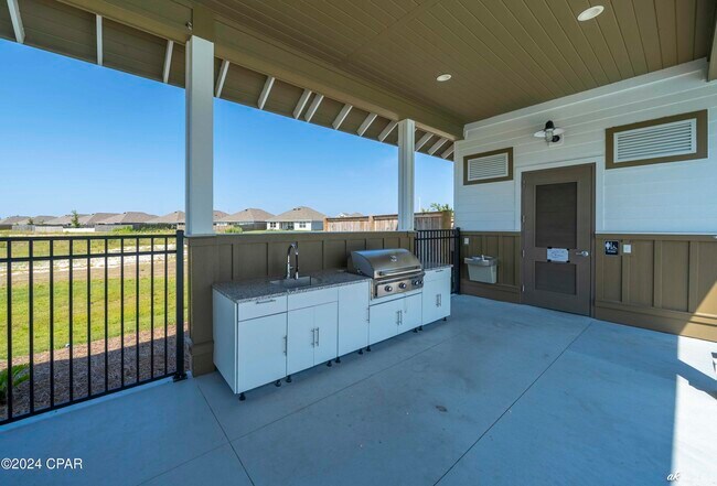 Building Photo - 282 Boggy Creek Way