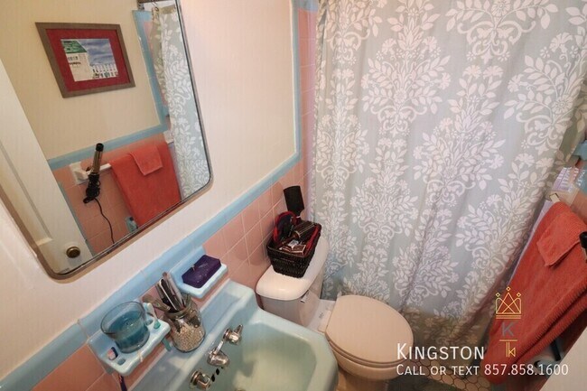 Building Photo - 126 Babcock St