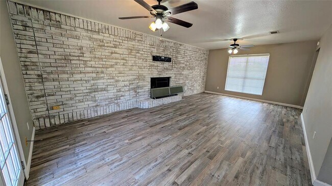 Building Photo - 5508 Denmans Mountain Rd