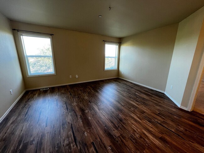 Building Photo - Dupont 3 bedroom Home for Rent