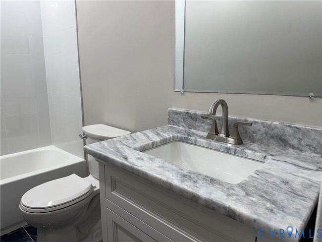 Building Photo - 1401 W Laburnum Ave