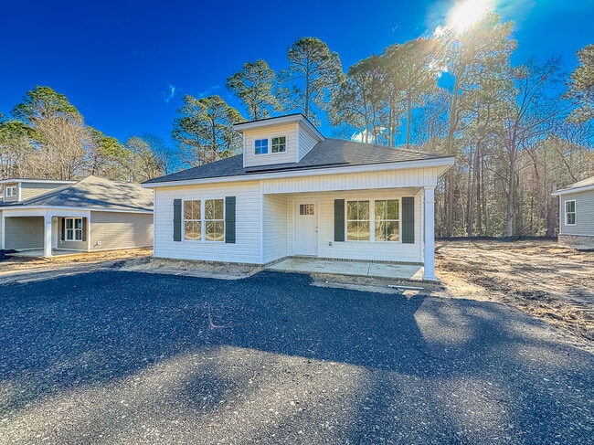 Building Photo - 111 Zetterower Rd