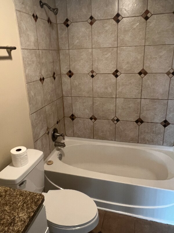 Building Photo - 17515 Sandalwood Dr