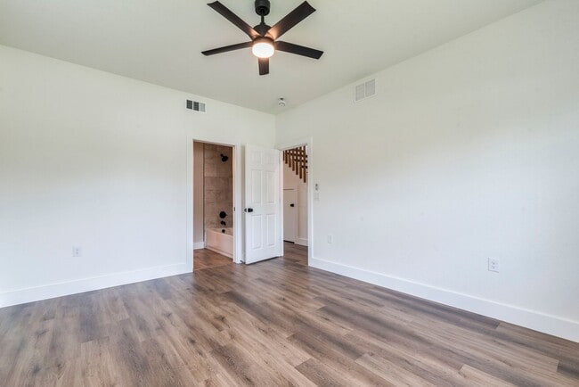 Building Photo - 3702 Tower View Ct