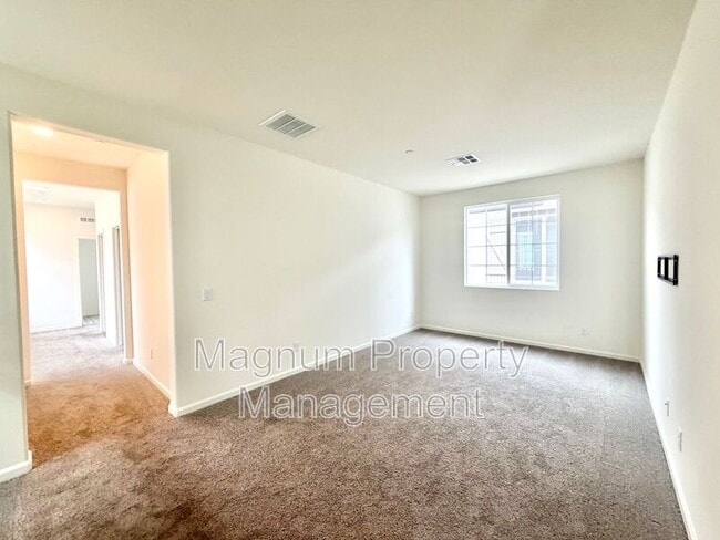 Building Photo - 25161 Harmony Ave