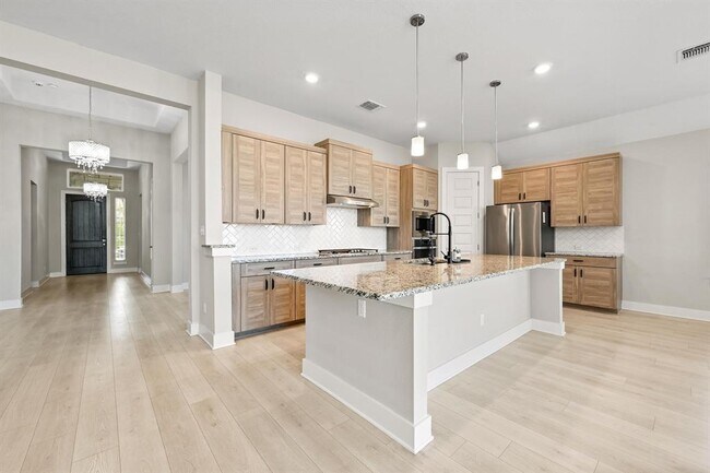 Building Photo - 475 Gamble Dr