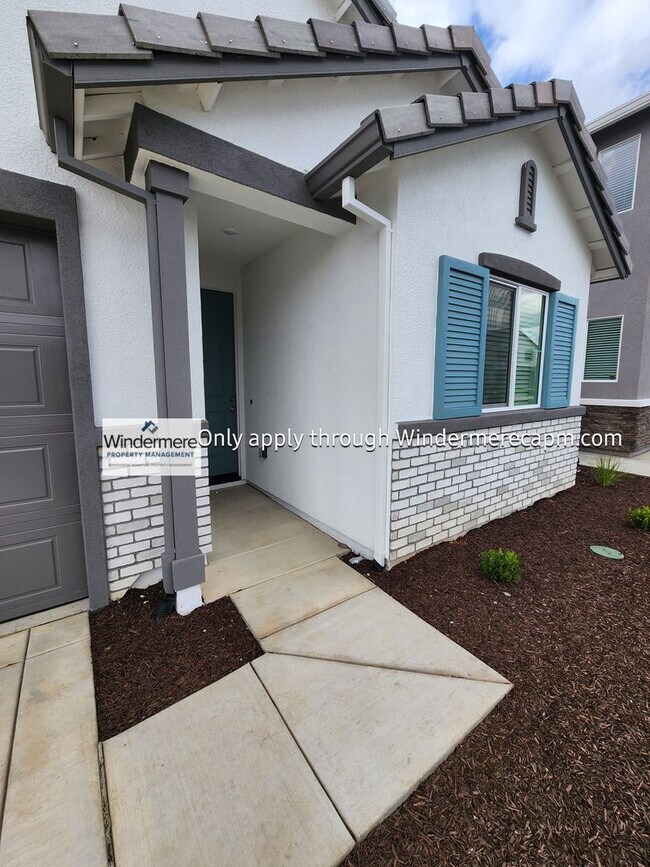 Building Photo - New Construction Home Available Now!