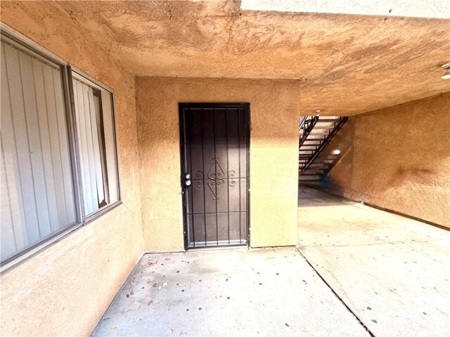 Building Photo - 14134 Delano St