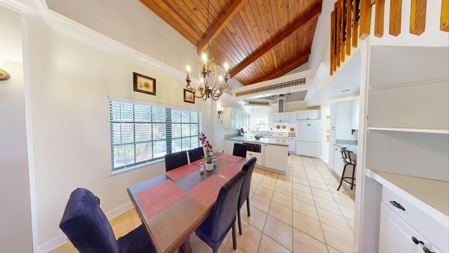 Building Photo - 980 Caribbean Dr