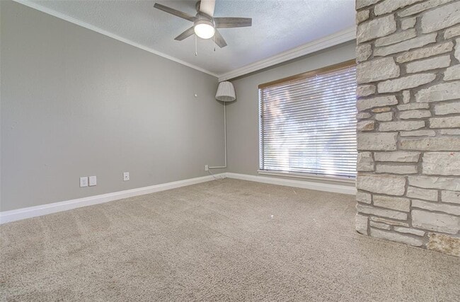 Building Photo - 177 World of Tennis Sq