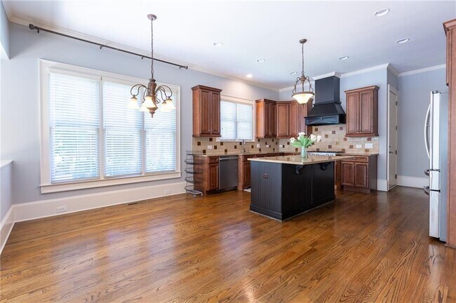 Building Photo - 2360 Manor Creek Ct