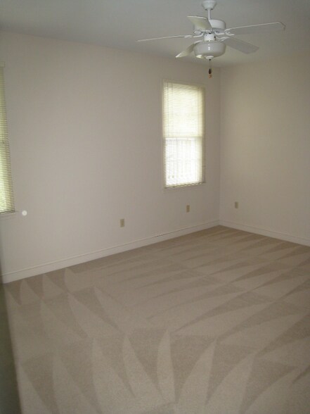 Building Photo - 2769 West Blvd