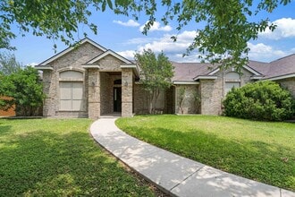 Building Photo - 307 Echo Valley Dr