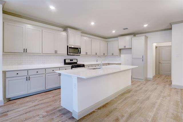 Building Photo - 219 Community Dr