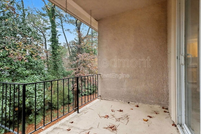 Building Photo - 2396 Lawrenceville Hwy