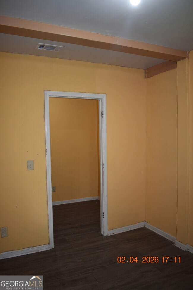 Building Photo - 1088 Radio Dr