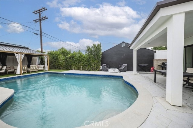 Building Photo - 7306 Farmdale Ave