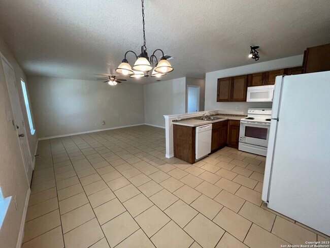 Building Photo - 207 Carranza St