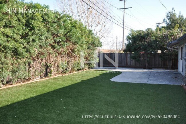 Building Photo - 5756 Antone Rd