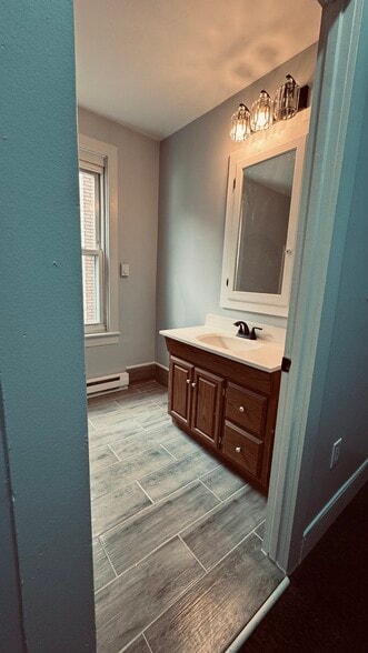 Building Photo - 8 W Abbott St