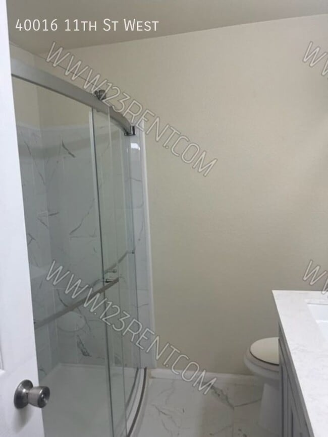 Building Photo - 40016 11th St W