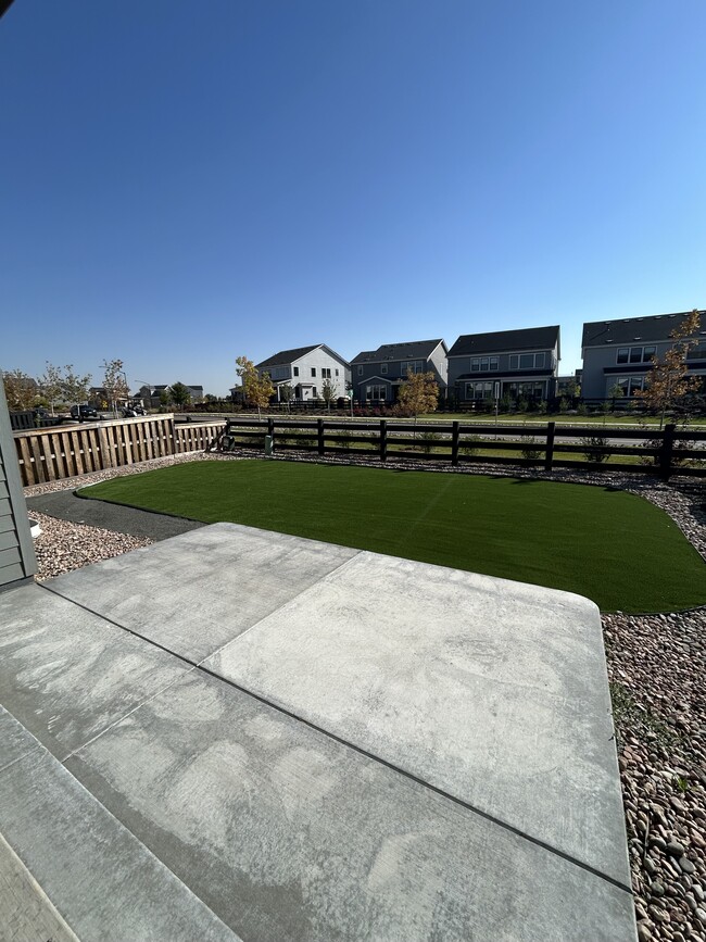 Building Photo - 9066 Moondance Dr