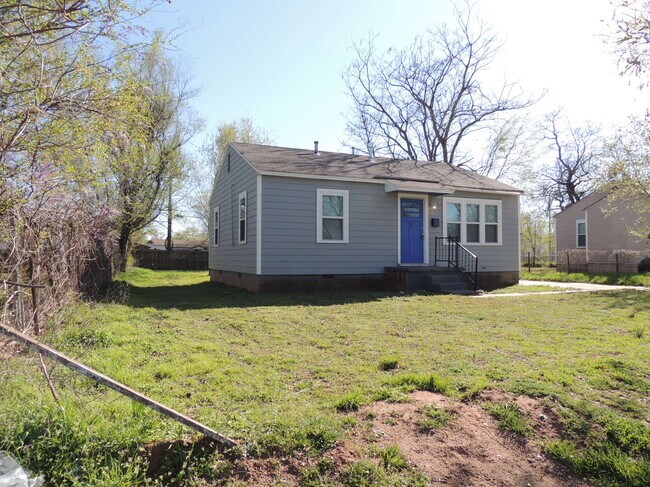 Building Photo - 5312 W 11th Pl