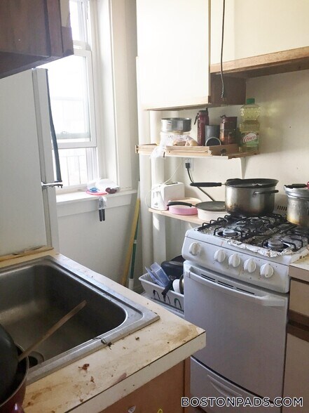 Primary Photo - 1175 Boylston St