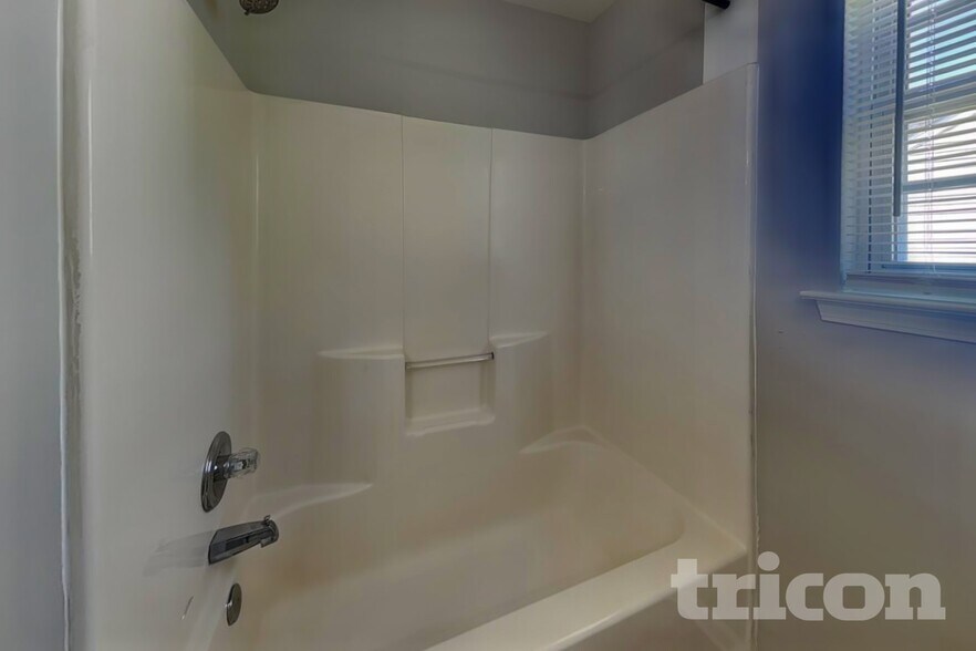 Building Photo - 9250 Austin Ridge Ln