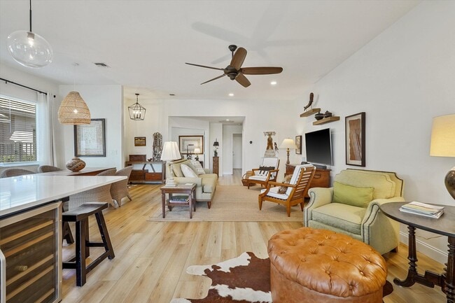 Building Photo - 2622 Country Golf Dr