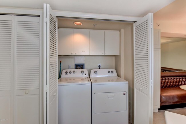 Building Photo - 3333 S Atlantic Ave