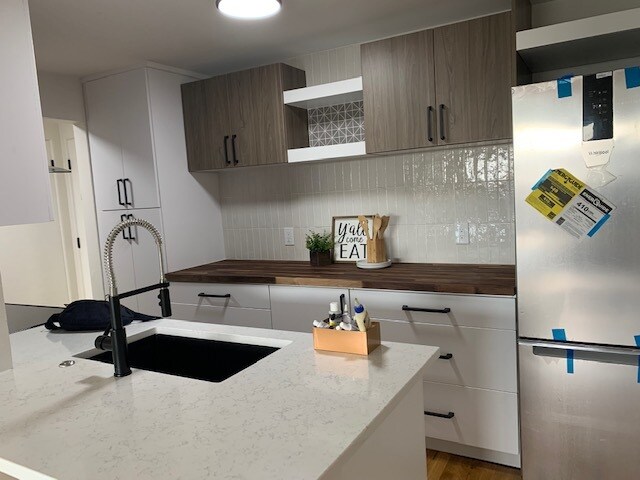 Kitchen - 1200 N Emerson St