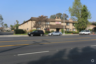 Building Photo - Woodman Court