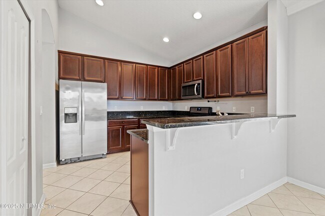 Building Photo - 5985 Wind Cave Ln