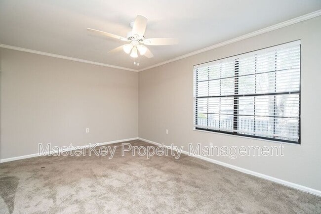 Building Photo - 2406 Condor Ct