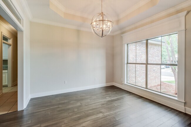 Building Photo - 15033 S White Swan Dr