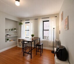 Building Photo - 32 Reedsdale St