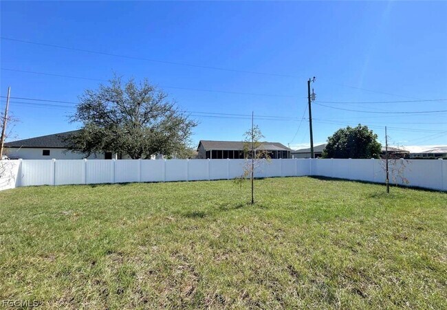 Building Photo - 202 SW 16th Terrace