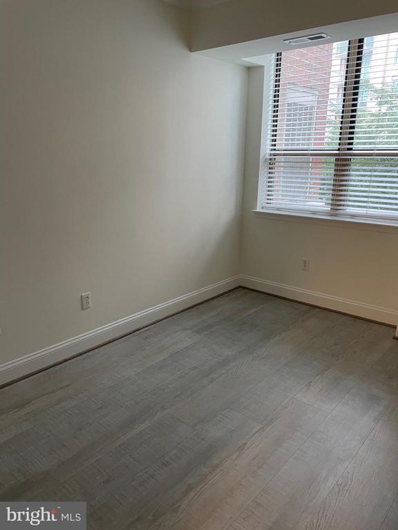 Building Photo - 4808 Moorland Ln