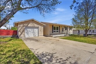 Building Photo - 1501 Brentwood St