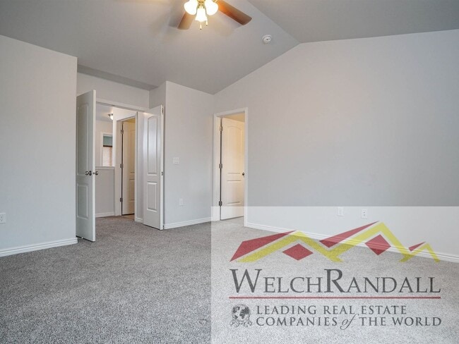Building Photo - Mountain Green Townhome