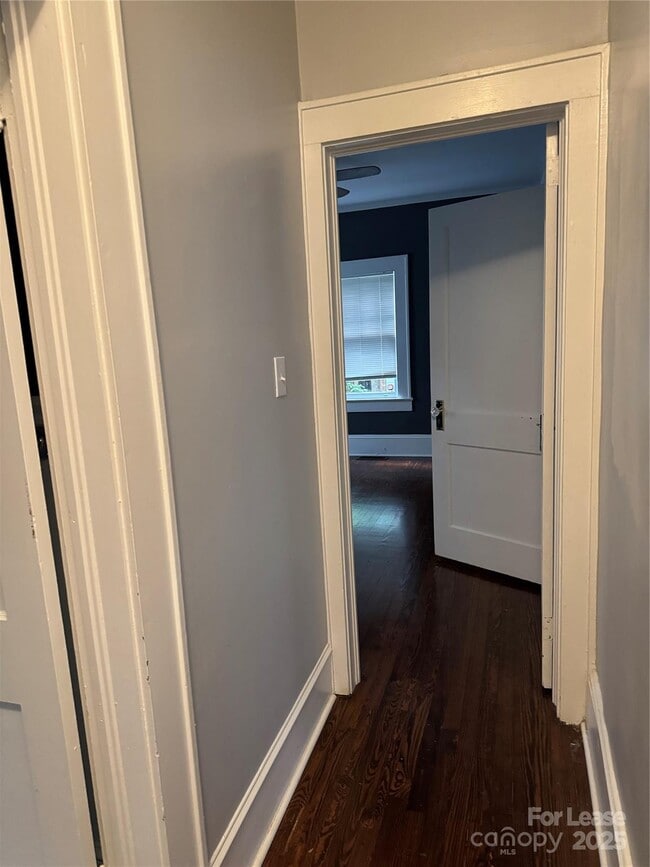 Building Photo - 1100 Herrin Ave