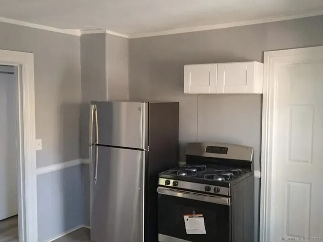 Building Photo - 16 Prince St