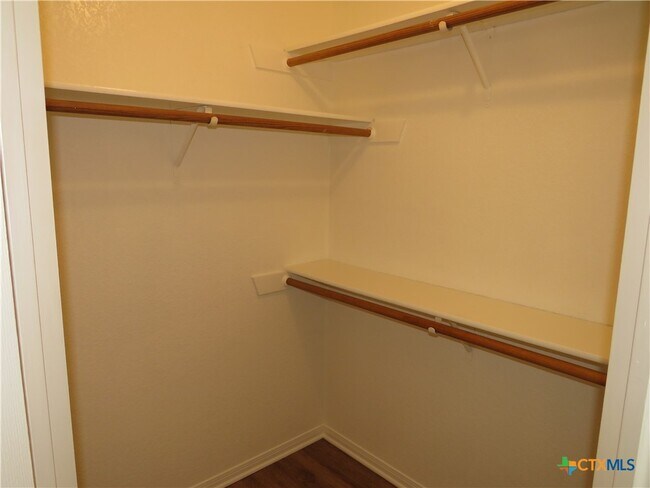 Building Photo - 5009 James Loop