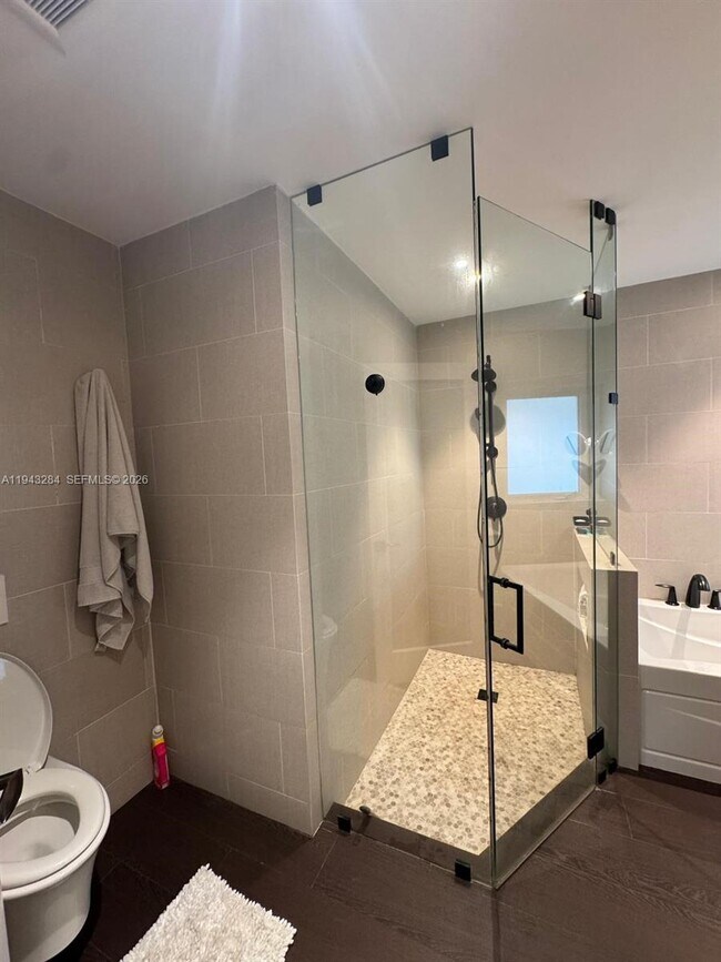 Building Photo - 16440 Ruby Lake